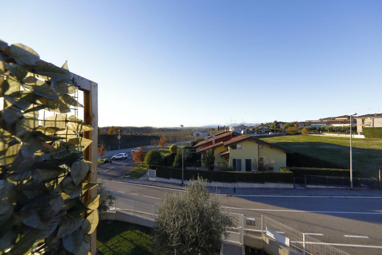 Nuovo Laghetto Del Frassino Hotel Peschiera del Garda Kültér fotó